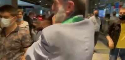 Suriyeli baba-kızdan 12 yıl sonra g&ouml;z yaşartan buluşma 