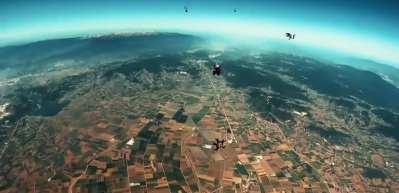 G&ouml;ky&uuml;z&uuml; Akıncıları&rsquo;nın 11.000 feet y&uuml;kseklikten 'Onlu Tutuşma Atlayışı'&hellip;