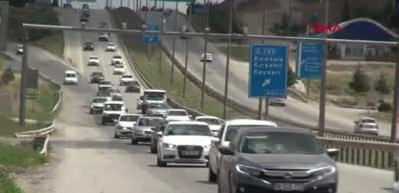 Son dakika haberi! Trafikte son durum: 43 ilin ge&ccedil;iş noktası kilitlendi!