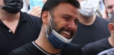 Alişan kardeşinin cenazesinde gözyaşlarına boğuldu!