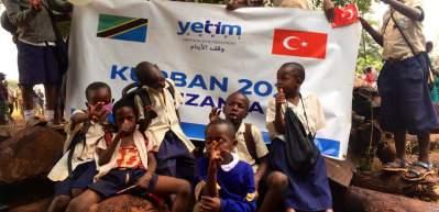 Yetim Vakfı&rsquo;ndan 150 Bin kişiye Kurban Yardımı  