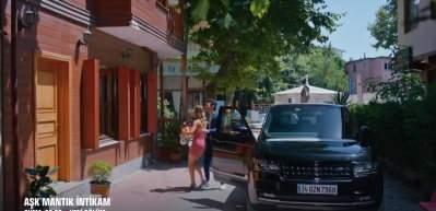 Çağla ve Ozan arasındaki yakınlaşma Esra'yı delirtir! Aşk Mantık İntikam 7. bölüm 1. fragman 