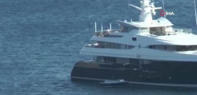 Milyon dolarlık yatıyla gelen &uuml;nl&uuml; milyarder Yaroslavsky Bodrum'da keyif yapıyor