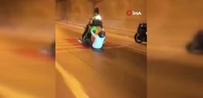 Metrelerce s&uuml;r&uuml;klendi dehşeti yaşadı! Korkun&ccedil; kaza kamerada