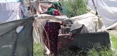 Sağlık &ccedil;alışanları hız kesmeden aşılamaya devam ediyor