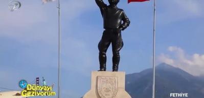 Fethiye'ye adını veren şehit pilot Fethi Bey anıtı