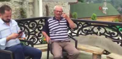 İneğinin kuyruğundan tutarak &ouml;l&uuml;mden kurtuldu