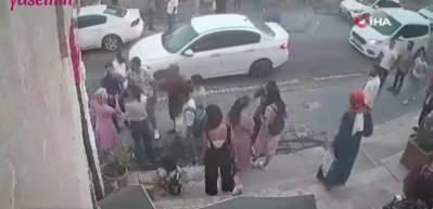 Yerli 'Marilyn Monroe' dilenci kızı darp etti