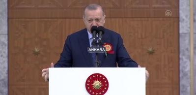 Başkan Erdoğan: 'Vakit ve kalite kaybının &ouml;n&uuml;ne ge&ccedil;tik'