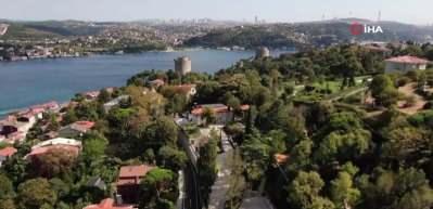 İBB Başkanı İmamoğlu, şehitlik arazisi &uuml;zerine yapılan lojmana yerleşti