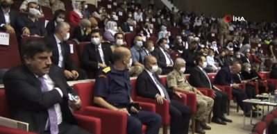 İ&ccedil;işleri Bakanı S&uuml;leyman Soylu, Şırnak'ta Akif filminin galasına katıldı