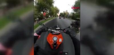 Maltepe sahilde ki motosikletli maganda  kıskıvrak yakalandı
