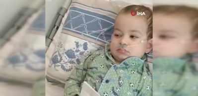 3 yaşındaki Arif'in başından t&uuml;m&ouml;r &ccedil;ıktı