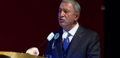 Son Dakika: Bakan Akar'dan Koyun Adası'ndaki skandal poza sert tepki!