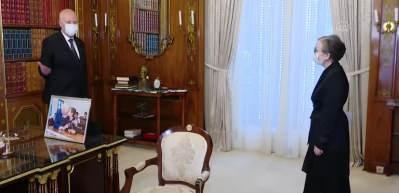 Arap d&uuml;nyasında bir ilk! Kadın Başbakan g&ouml;revine başlıyor