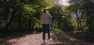 Feride kızı Nalan'a şiddet uyguluyor! Camdaki Kız 15. b&ouml;l&uuml;m fragmanı