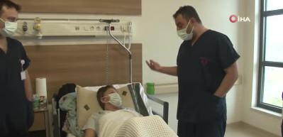 Y&uuml;ksek tansiyon nedeniyle gitti! Milyonda bir g&ouml;r&uuml;len kitleyi aldırdı
