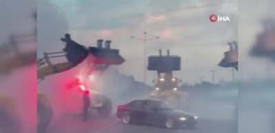 Bunu yapan yandı! Yolu kapatan s&uuml;r&uuml;c&uuml;ye rekor ceza