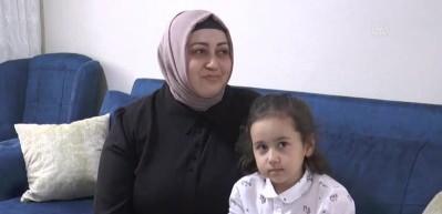L&ouml;semiyi yenen k&uuml;&ccedil;&uuml;k Melek, anaokuluna başlamanın sevincini yaşıyor
