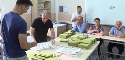 Se&ccedil;im Kanunu son şeklini aldı! İşte AK Parti ile MHP'nin anlaştığı ve anlaşamadığı konular
