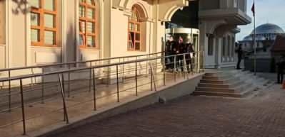 14 yaşındaki kızı vurup polise ateş açmıştı, olayın arkasındaki isim belli oldu!