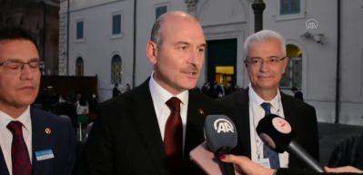 İ&ccedil;işleri Bakanı Soylu, Akdeniz Parlamenterler Asamblesi'nin KADES'e verdiği &ouml;d&uuml;l&uuml; aldı