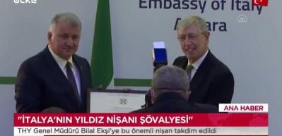 İtalya'dan THY Genel M&uuml;d&uuml;r&uuml; Ekşi'ye 'İtalya'nın Yıldız Nişanı Ş&ouml;valyesi' nişanı