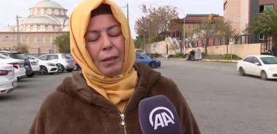 Metroda bı&ccedil;akla tehdit edilen gen&ccedil; kızın annesi konuştu