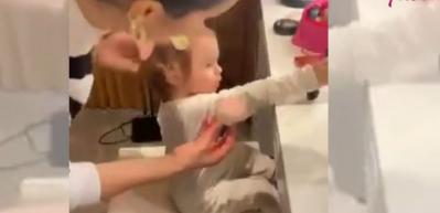 Beng&uuml; ve kızının eğlenceli tartışmaları! İşte o komik dakikalar