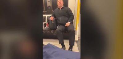 Metroda, Kur&rsquo;an okuyan kişiye iğren&ccedil; taciz!