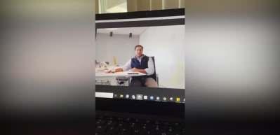 900 &ccedil;alışanını Zoom &uuml;zerinden kovdu