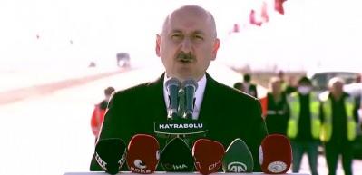 Bakan Karaismailoğlu: 1915 &Ccedil;anakkale K&ouml;pr&uuml;s&uuml; i&ccedil;in gece g&uuml;nd&uuml;z &ccedil;alışıyoruz
