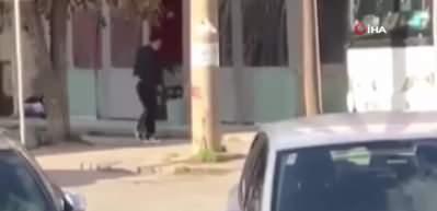 Sokak ortasındaki &ccedil;atışmada 1 kişi &ouml;lm&uuml;ş 2 kişi yaralanmıştı, yeni g&ouml;r&uuml;nt&uuml;ler ortaya &ccedil;ıktı