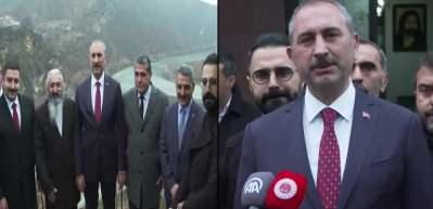Bakan G&uuml;l: Cemevlerine yasal stat&uuml; tanınması i&ccedil;in &ccedil;alışmalarımızı yaptık
