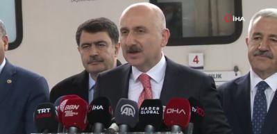 Bakan Karaismailoğlu, Turistik Doğu Ekspresi'ni yolcu etti