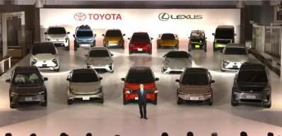 Toyota'dan gövde gösterisi! 16 elektrikli aracını birden tanıttı