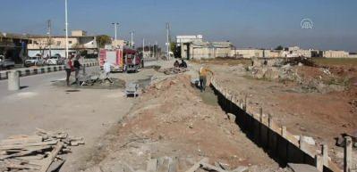 YPG/PKK'lı ter&ouml;ristlerden arındırılan Tel Abyad il&ccedil;esinin &ccedil;ehresi değişiyor