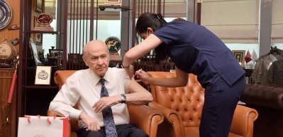 Bah&ccedil;eli Turkovac aşısını yaptırdı
