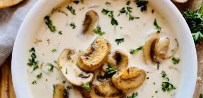 En kolay kremalı mantar &ccedil;orbası nasıl yapılır? 