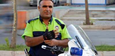 İzmir Adliyesi &ccedil;alışanları, şehit Fethi Sekin'i anlattı: "&Ccedil;ok g&uuml;ven verirdi"