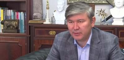 Kazakistan'dan a&ccedil;ıklama: Barış&ccedil;ıl başlayan olayları &ccedil;ığrından &ccedil;ıkardılar