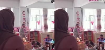 Doğum g&uuml;n&uuml;nde annesini g&ouml;ren minikten herkesi ağlatan hareket!