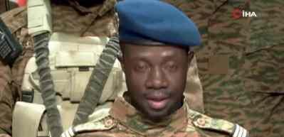 Burkina Faso'da yeni cunta lideri Damiba ilk kez konuştu