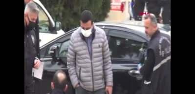 Adana'da korkun&ccedil; infaz! K&uuml;&ccedil;&uuml;k kız da yaralandı