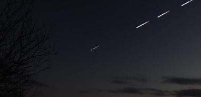 Elon Musk'ın en zor g&uuml;n&uuml;! 40 Starlink uydusu G&uuml;neş fırtınası nedeniyle d&uuml;şt&uuml;