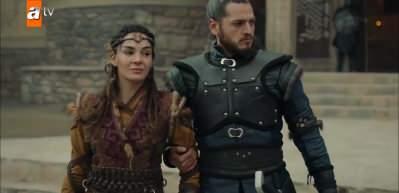 Batuga Akkız i&ccedil;in kendini feda etti!