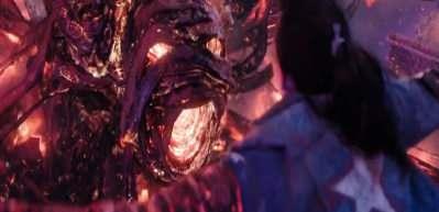 &Ccedil;oklu evren kapıları a&ccedil;ıldı: Doctor Strange: &Ccedil;oklu Evren &Ccedil;ılgınlığı tanıtımlı uzun fragman