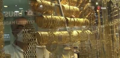Altın, 2021'in başından bu yana en y&uuml;ksek seviyeyi g&ouml;rd&uuml;