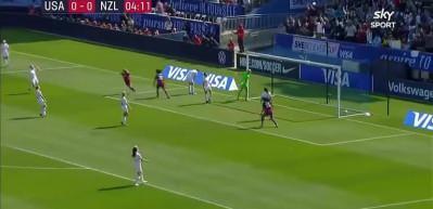 Gol olup kendi kalesine yağdı! Tersten hat-trick...