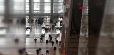 İstanbul Adalet Sarayı'na kesici aletle girmeye &ccedil;alıştı! G&ouml;zaltına alındı